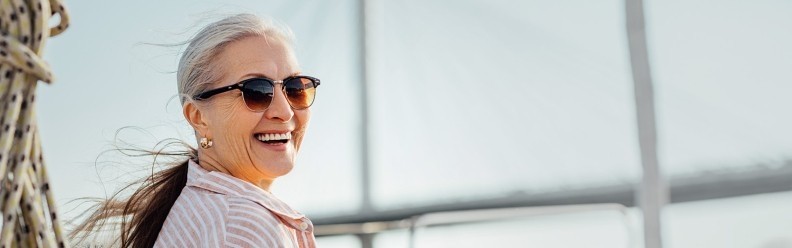 Was sind Sonnenbrillen mit Stärke und wie kann man sie online kauft?